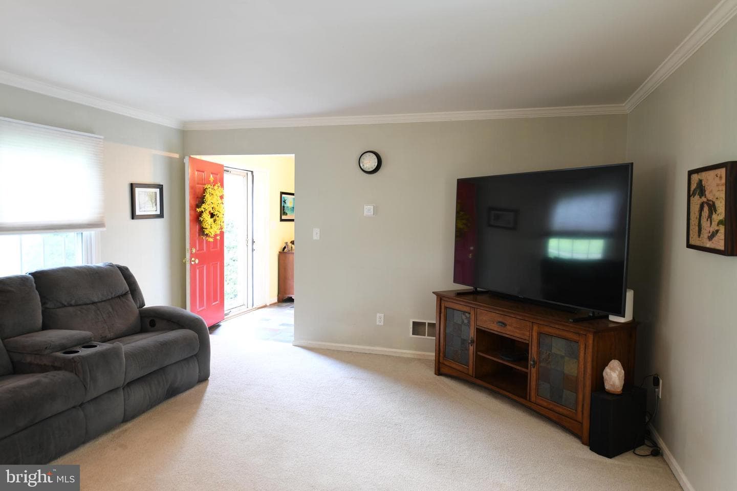 305 Rolling Knoll Drive photo 5