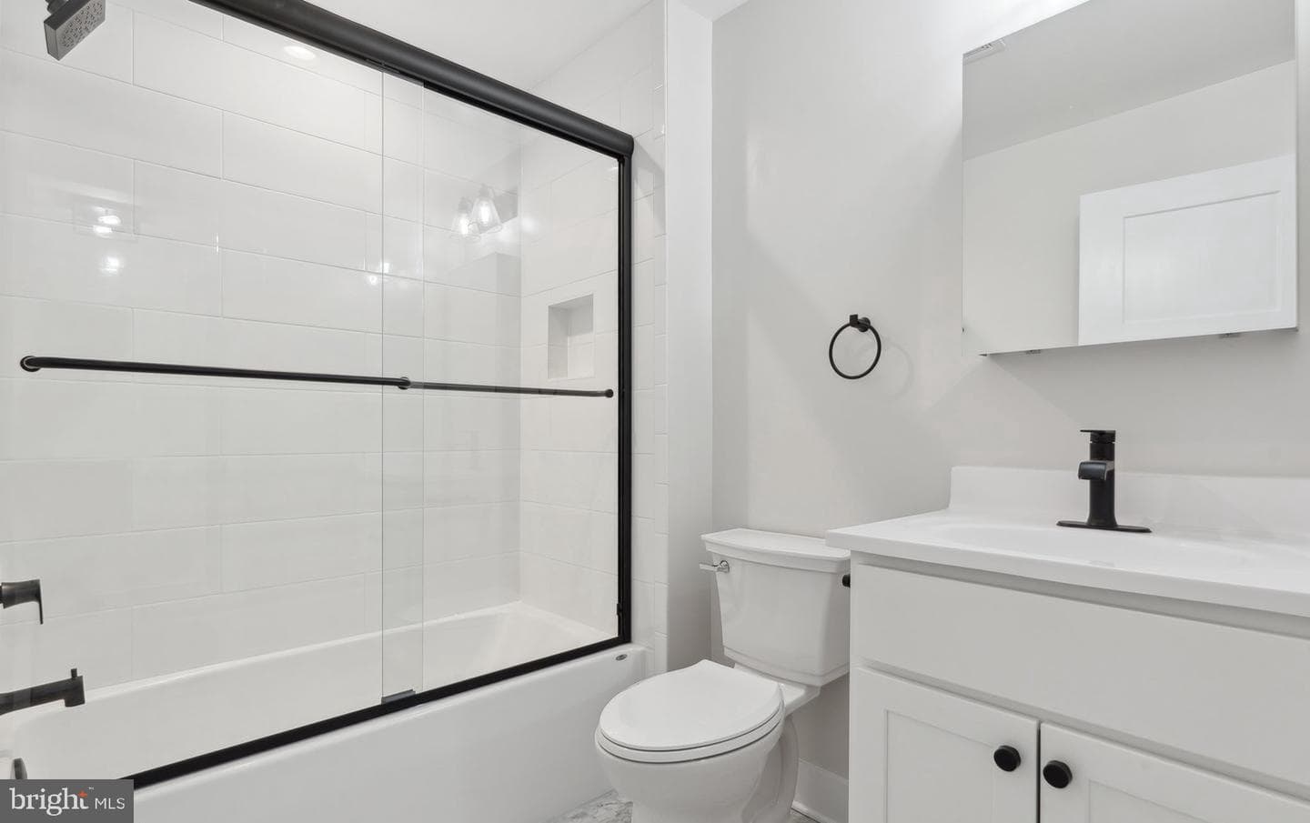 143 Bannister Avenue photo 9