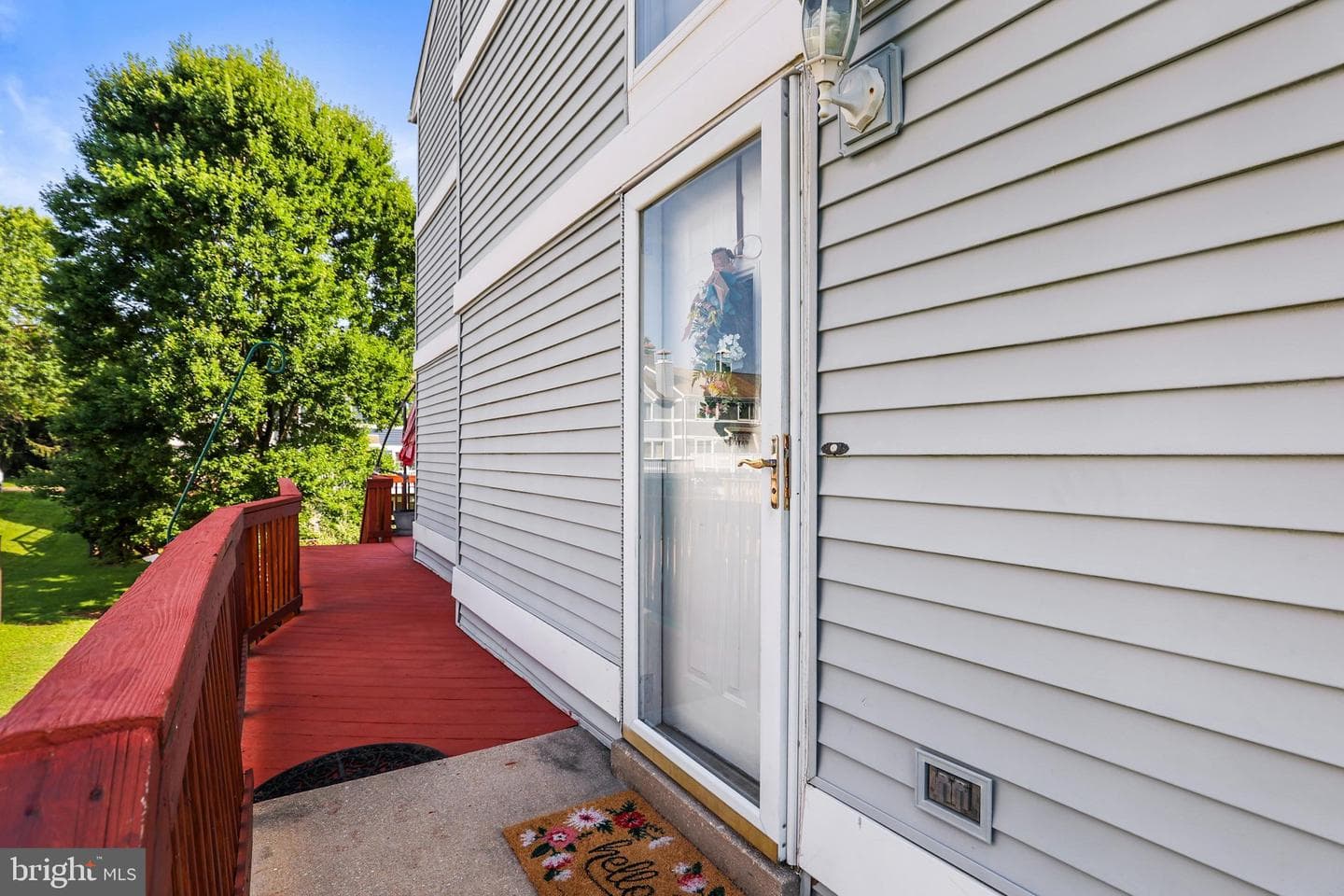 408 Kentmore Terrace photo 3
