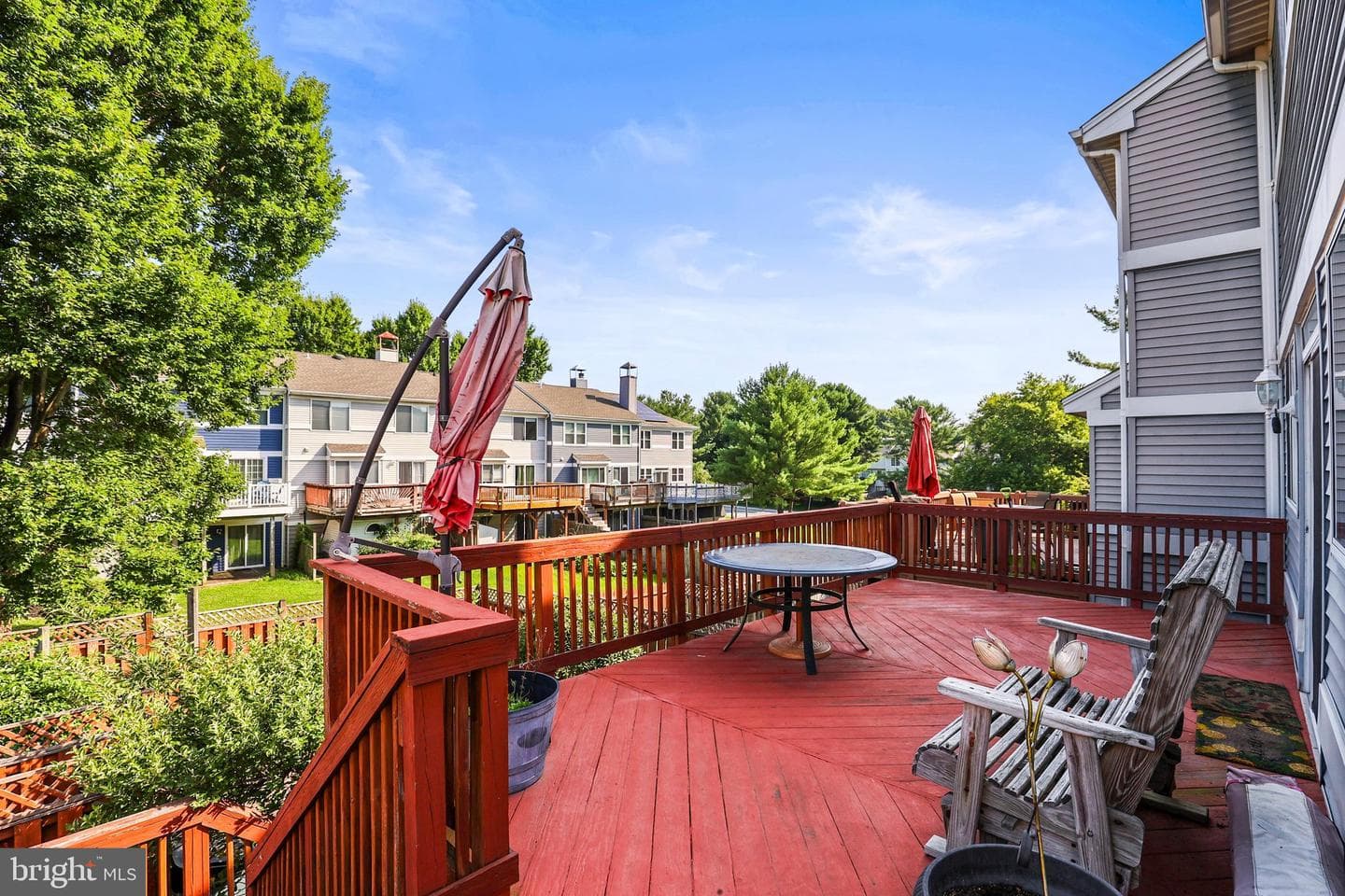 408 Kentmore Terrace photo 33