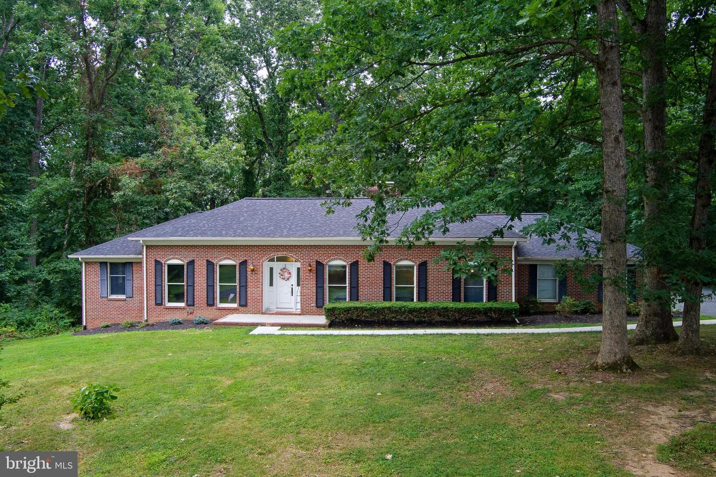 1511 Lady Anne Court photo 3