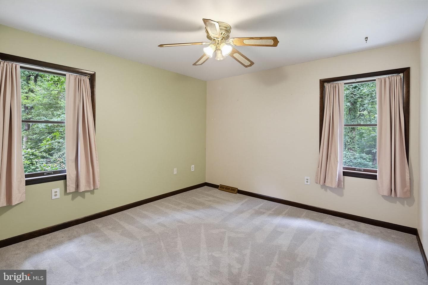 1511 Lady Anne Court photo 34
