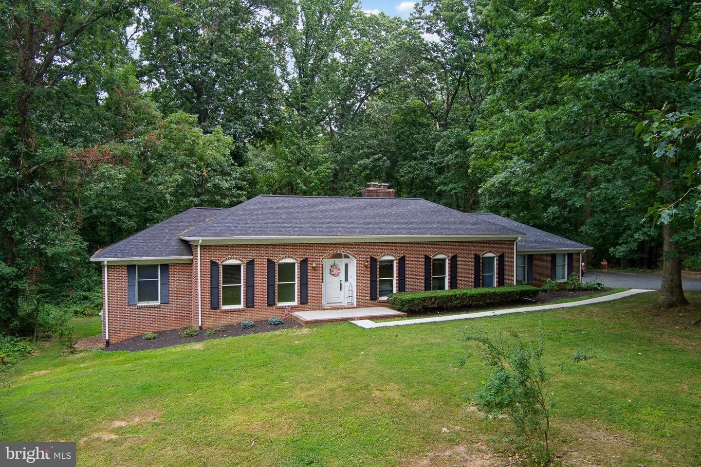 1511 Lady Anne Court photo 4