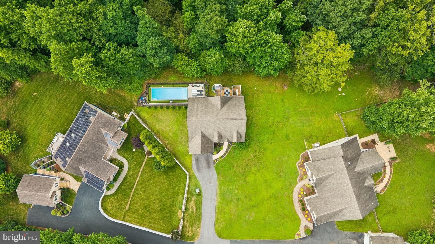 718 Grady Lane photo 45