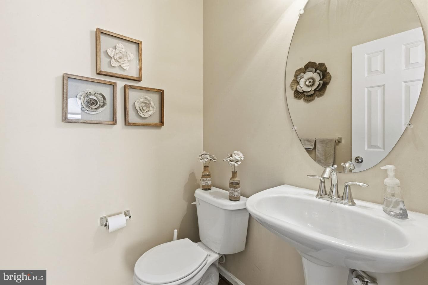 624 Snowberry Way photo 14