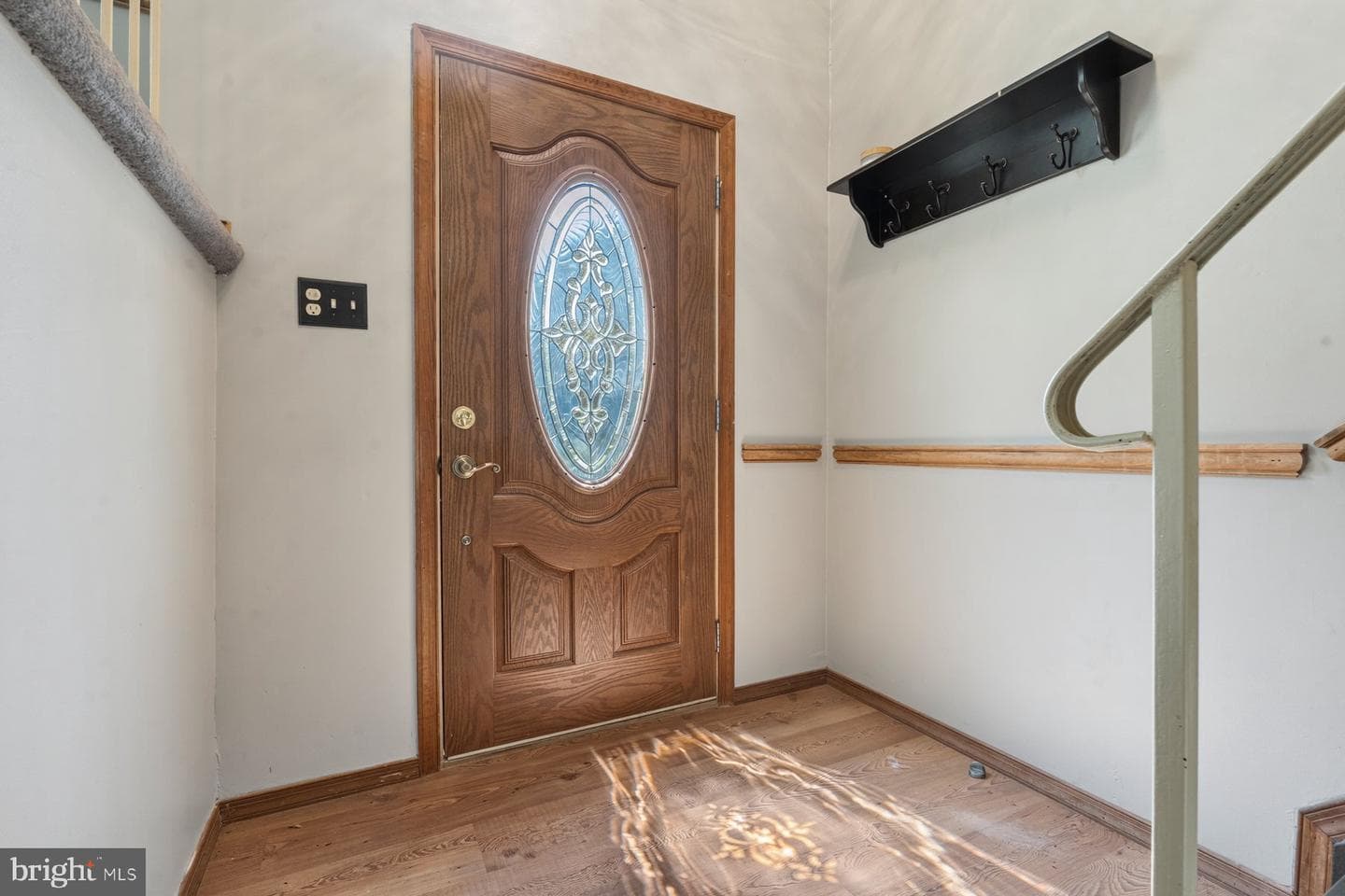 425 Dawn Court photo 4