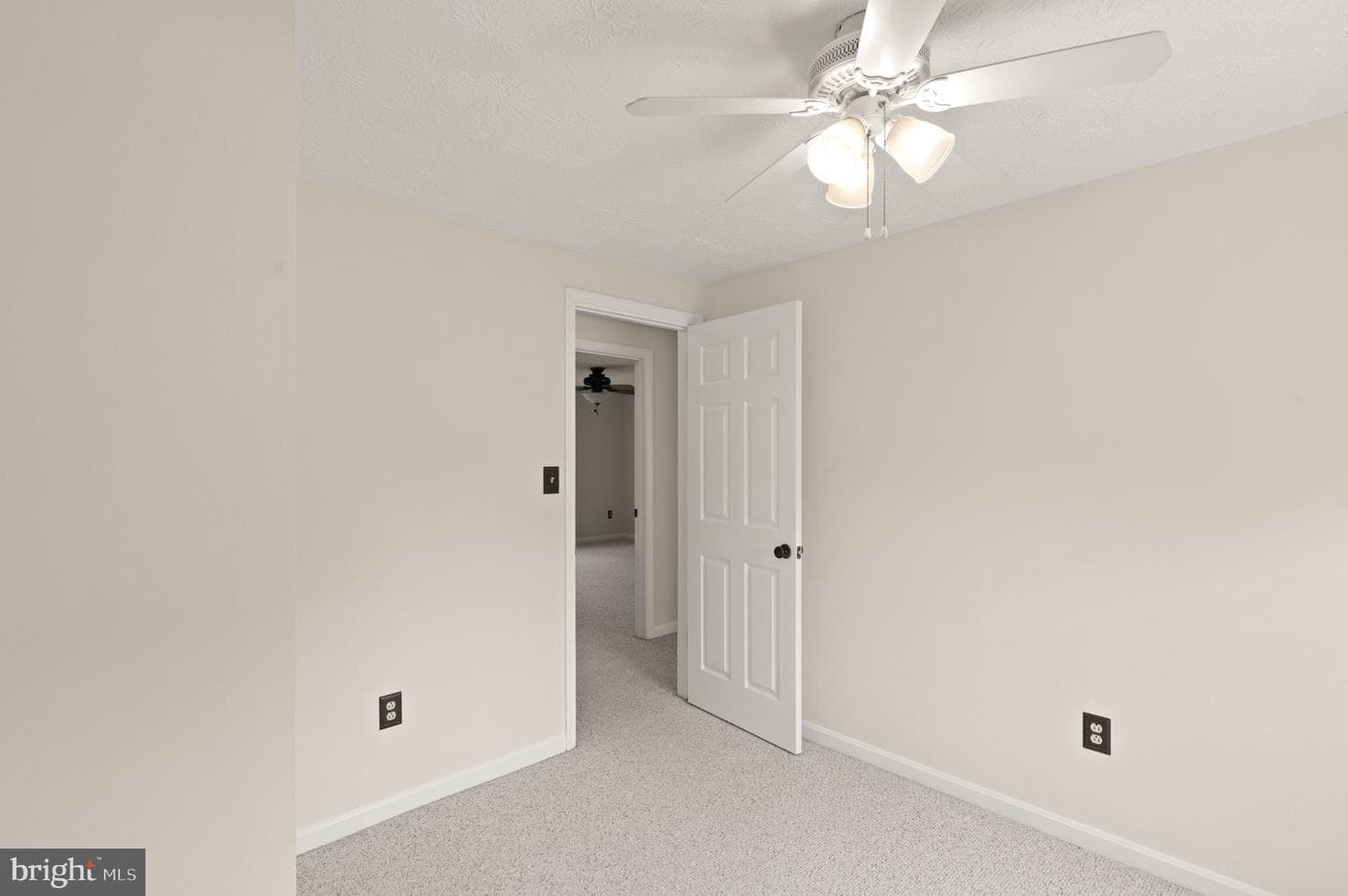 603 Blackport Court photo 21