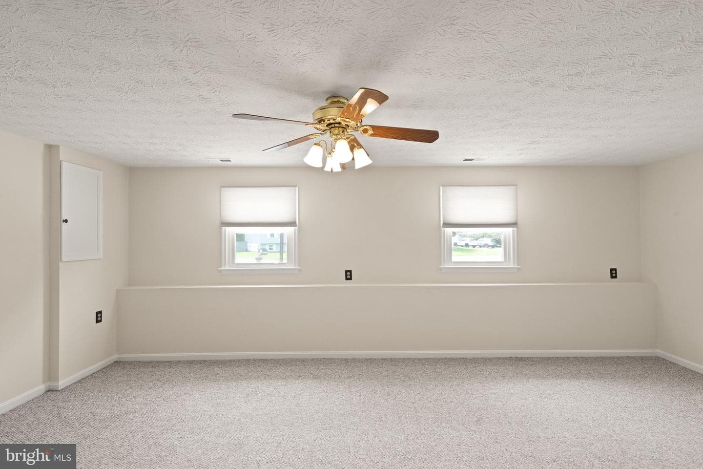 603 Blackport Court photo 24