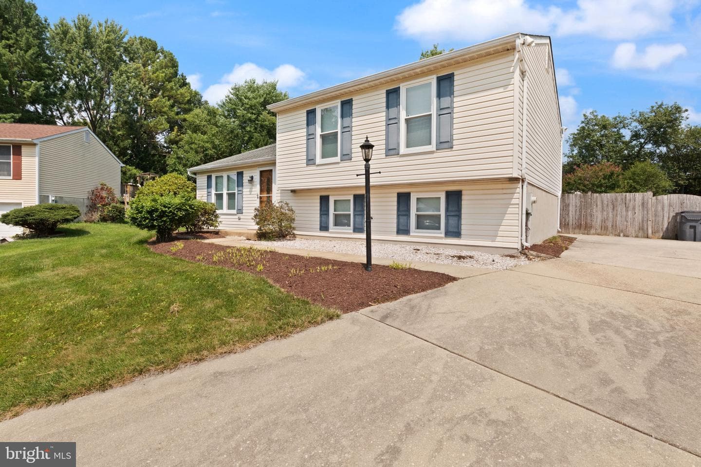 603 Blackport Court photo 28
