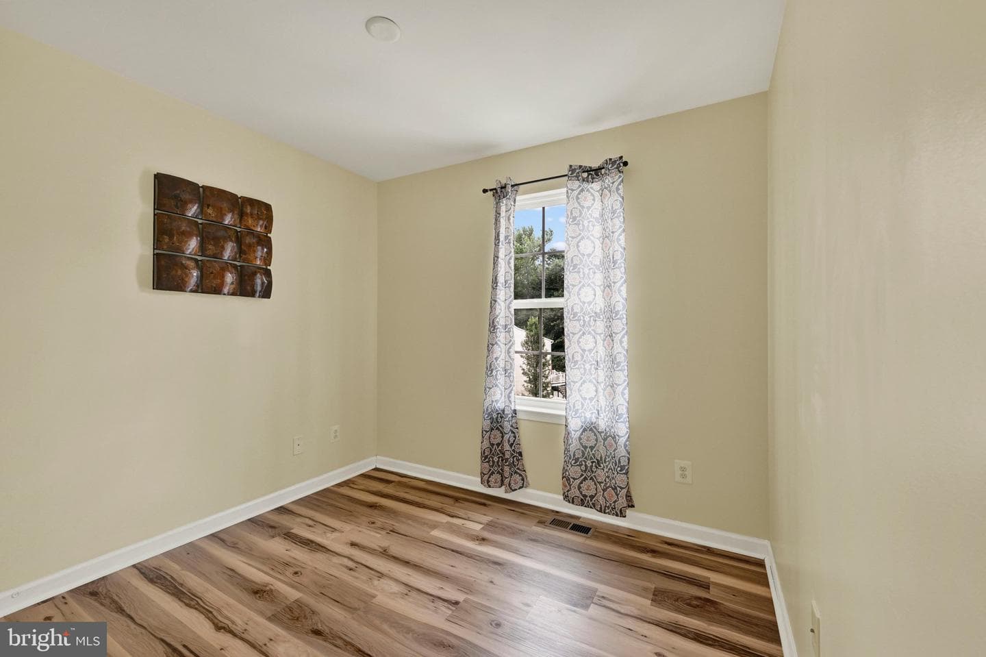 713 English Ivy Way photo 18