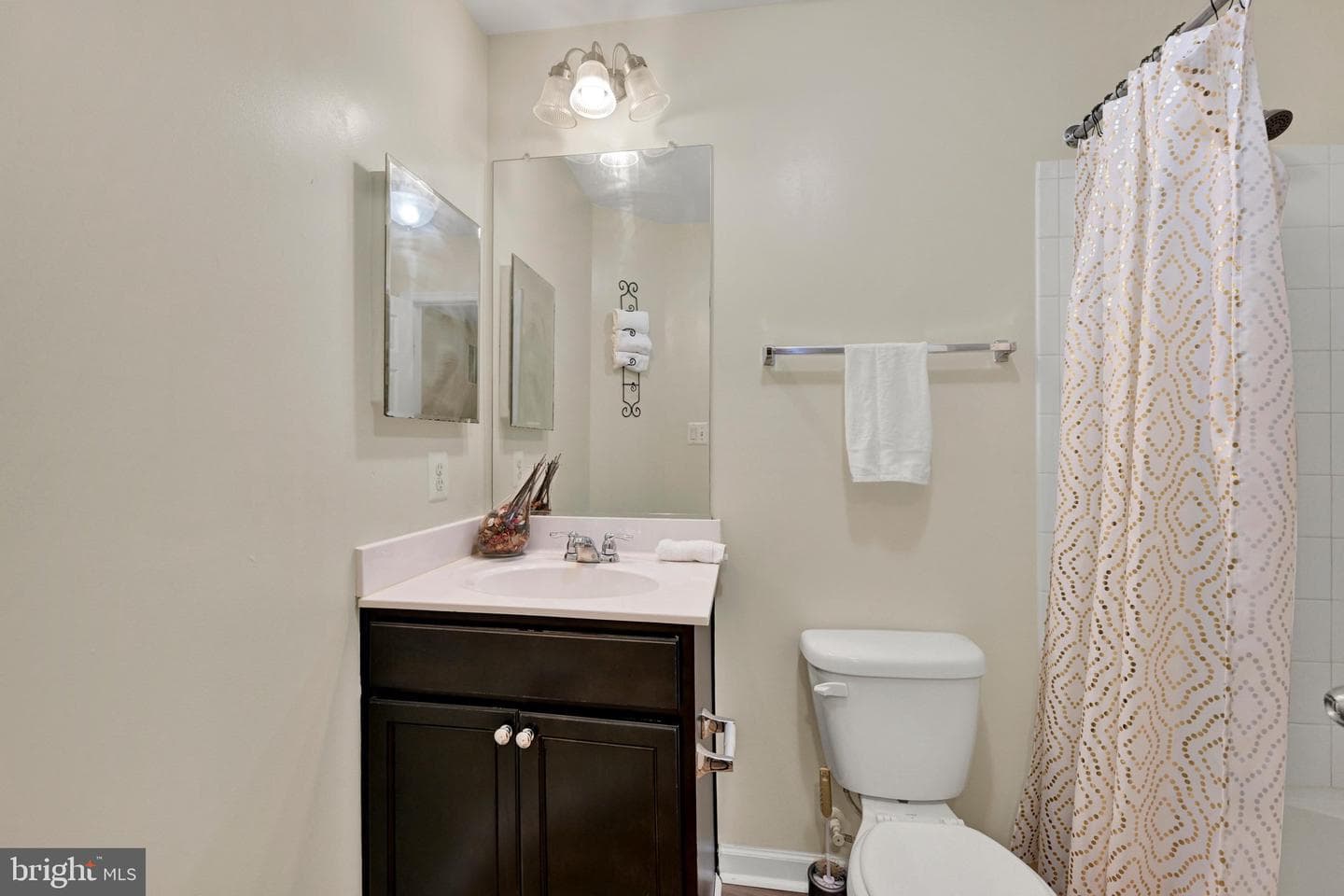713 English Ivy Way photo 20