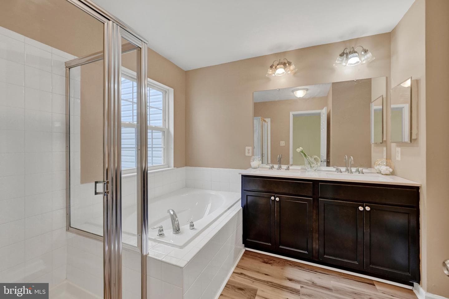 713 English Ivy Way photo 23
