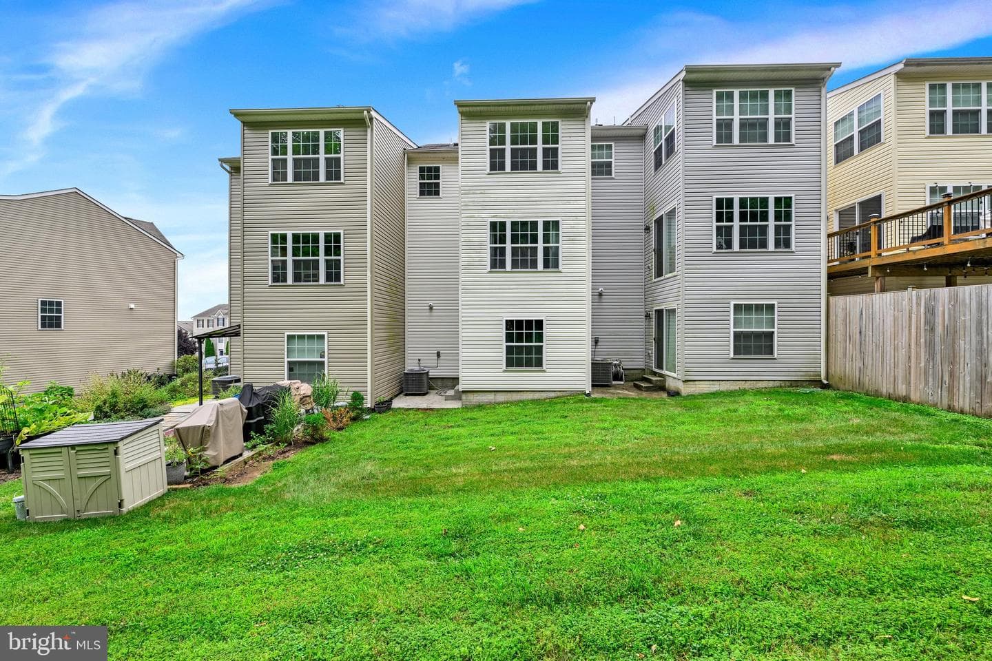 713 English Ivy Way photo 25