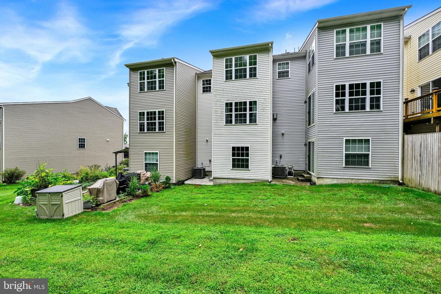 713 English Ivy Way photo 26