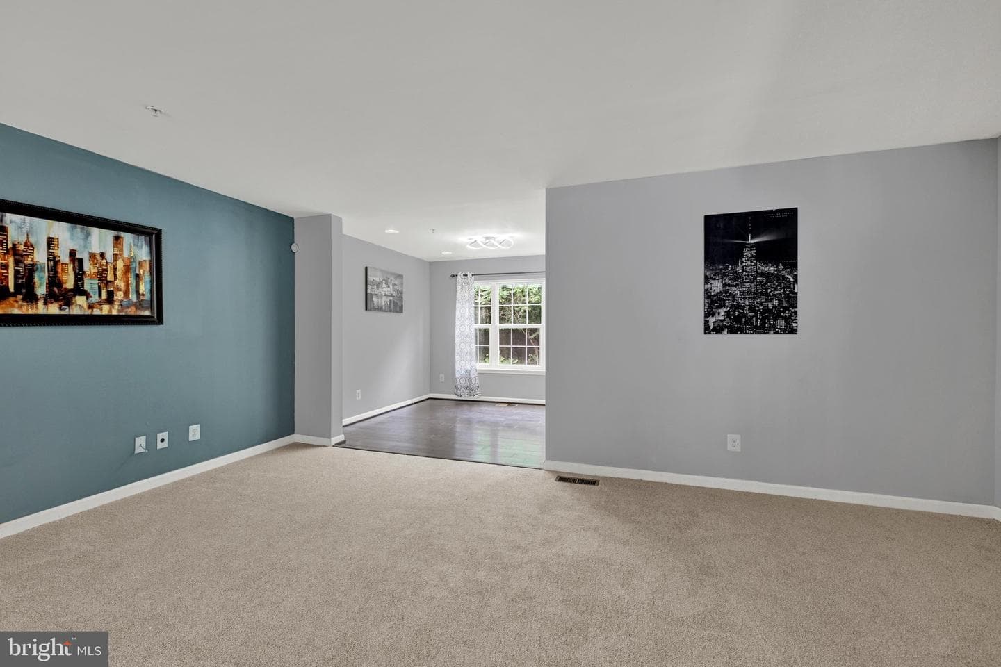 713 English Ivy Way photo 9