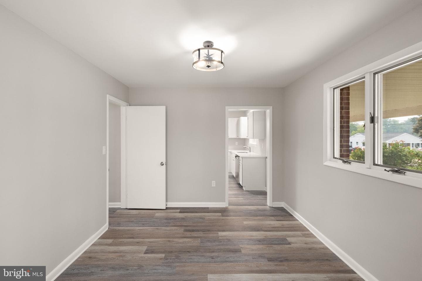 634 Chapel Terrace photo 11