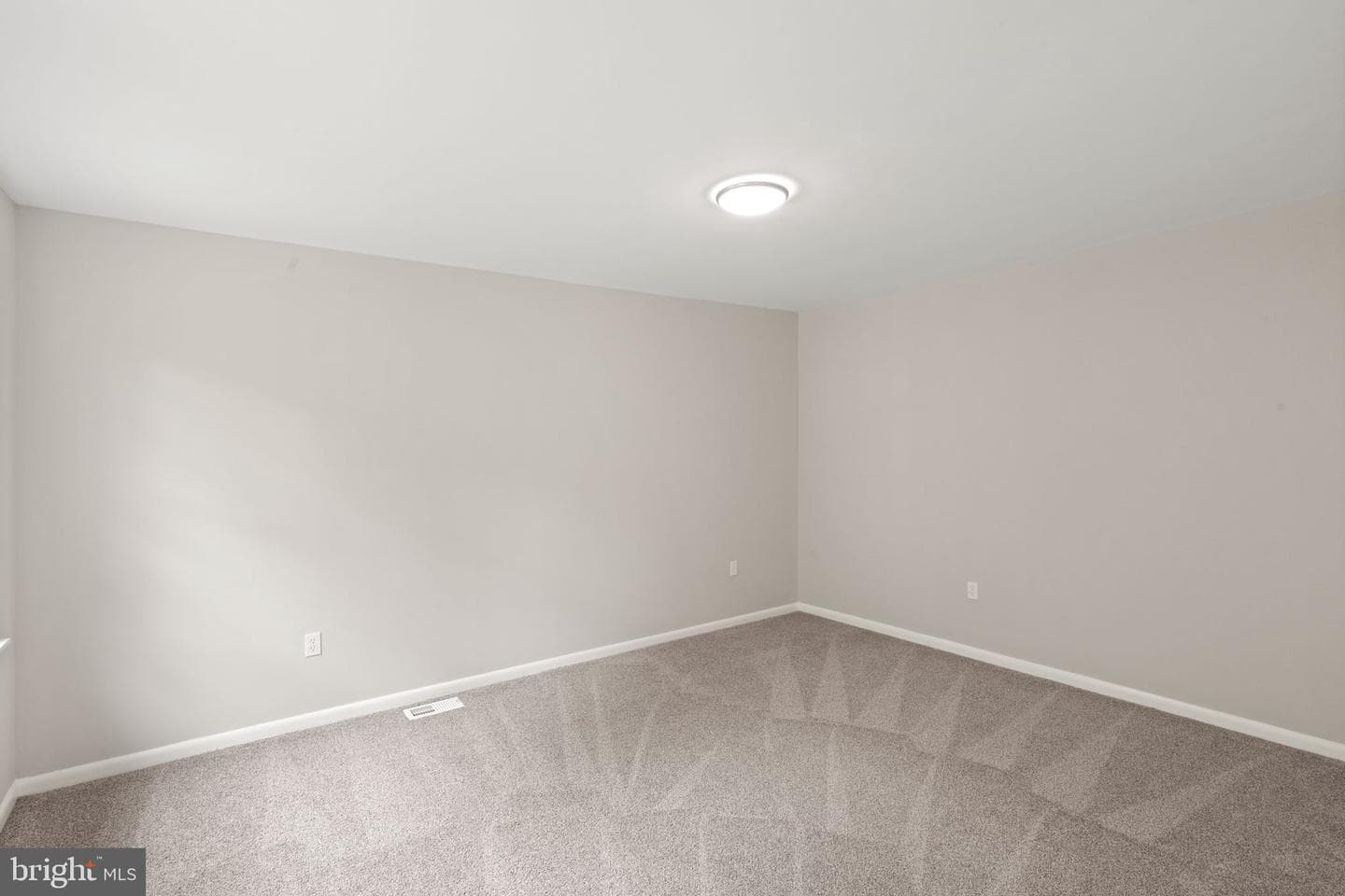 634 Chapel Terrace photo 15