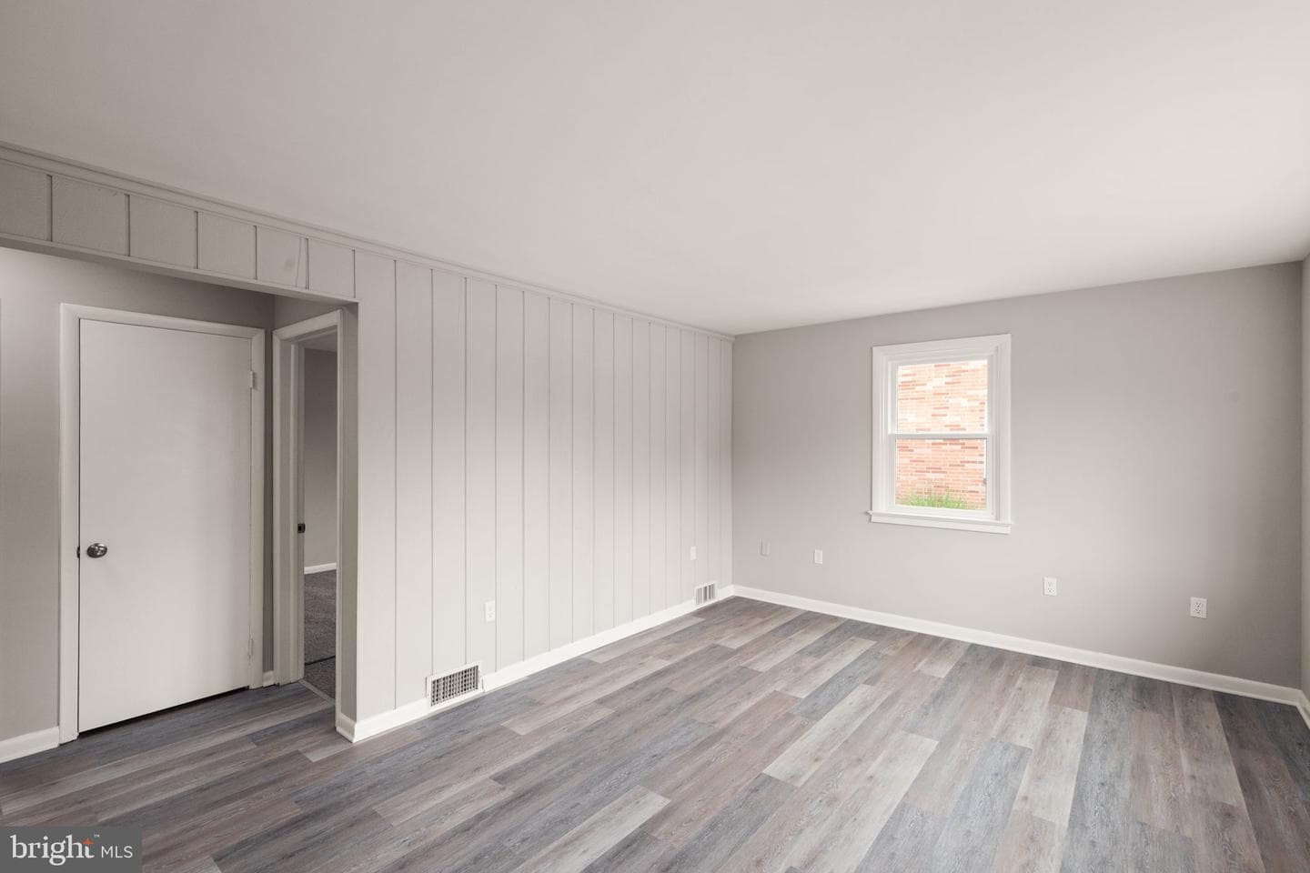 634 Chapel Terrace photo 6