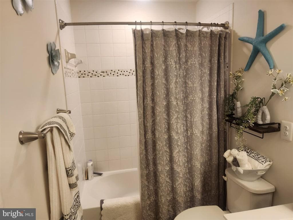 528 Potomac Road photo 16