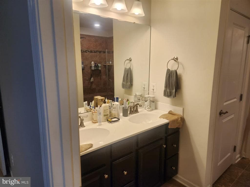528 Potomac Road photo 24