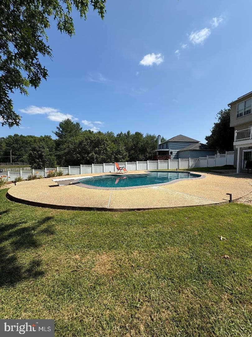 1407 Valley Forge Way photo 3