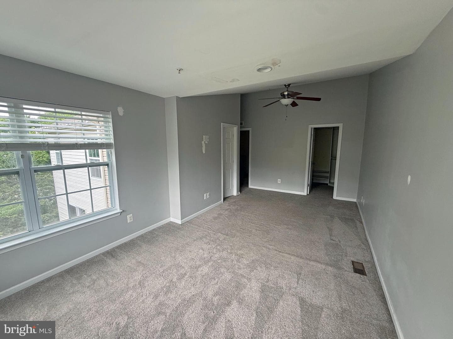 4702 Wineleaf Lane photo 10