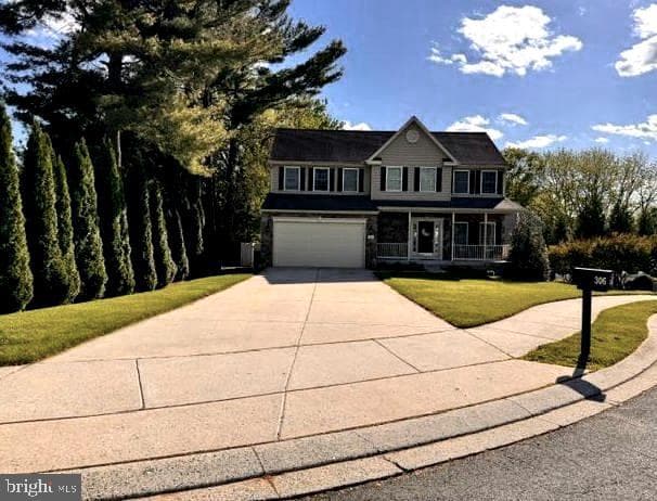 306 Buckworth Court photo 1