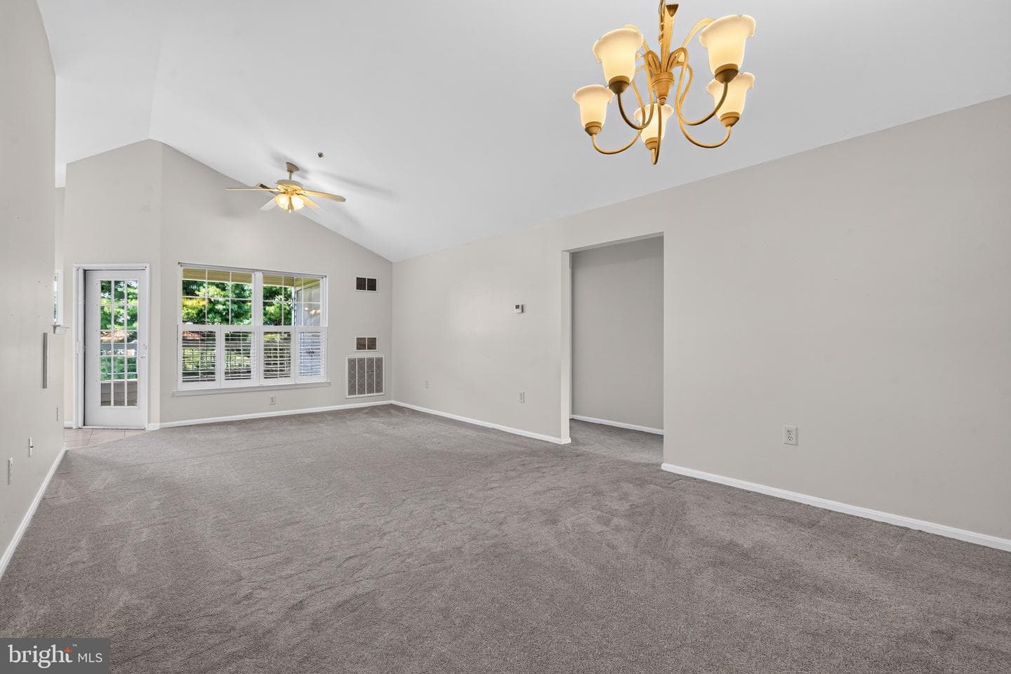 1406 Bonnett Place #209 photo 16
