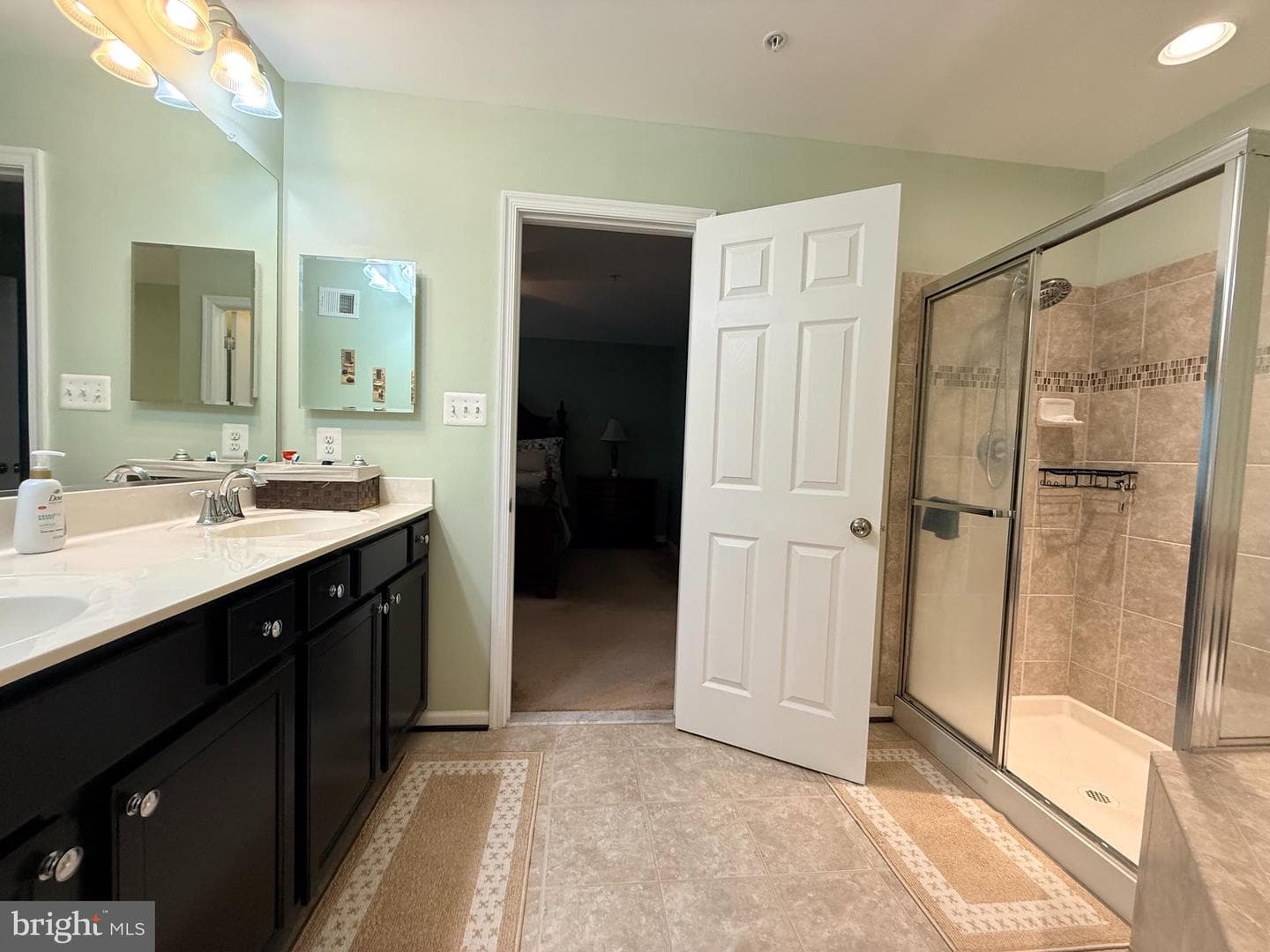 667 English Ivy Way photo 19