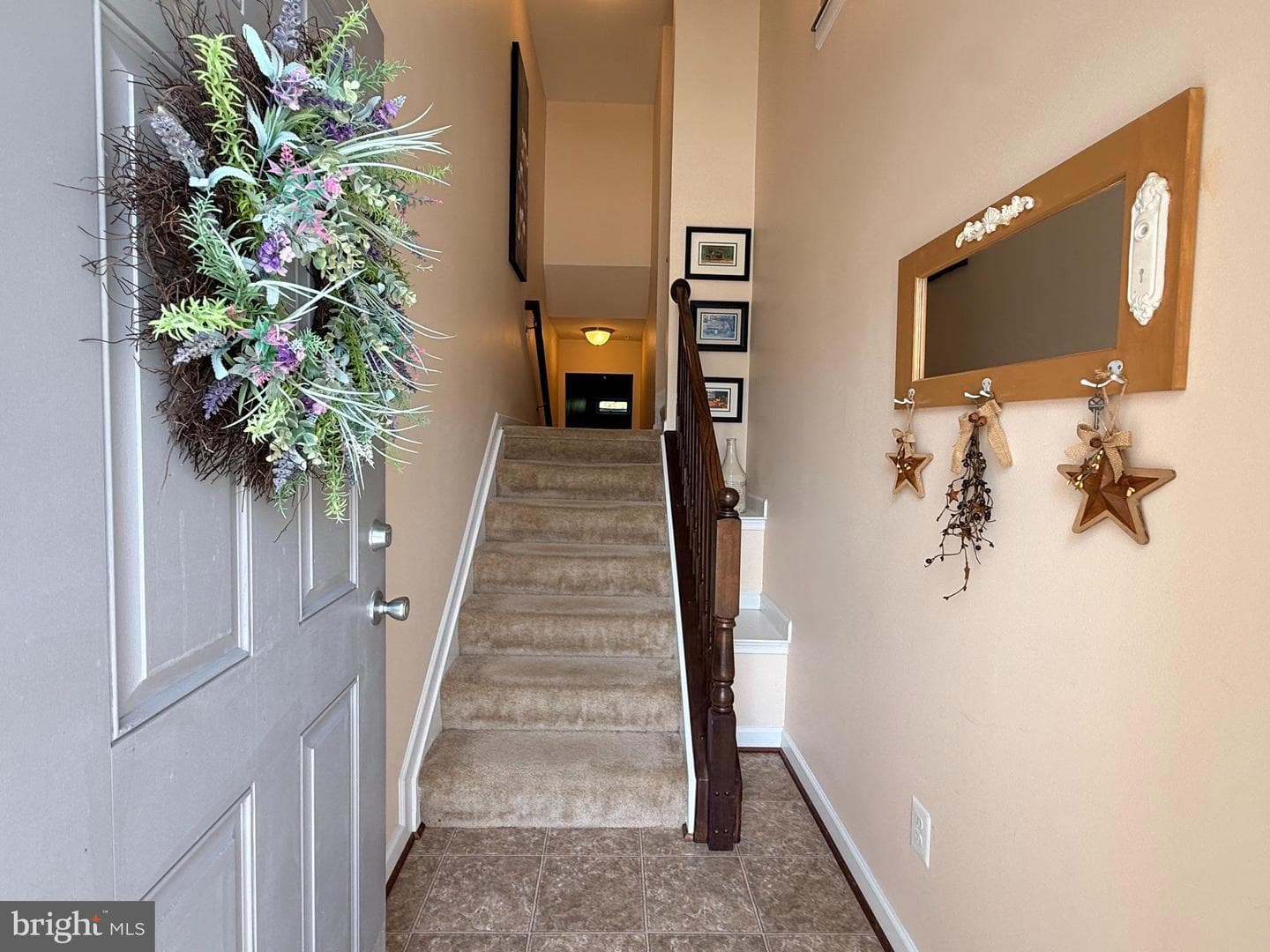 667 English Ivy Way photo 4