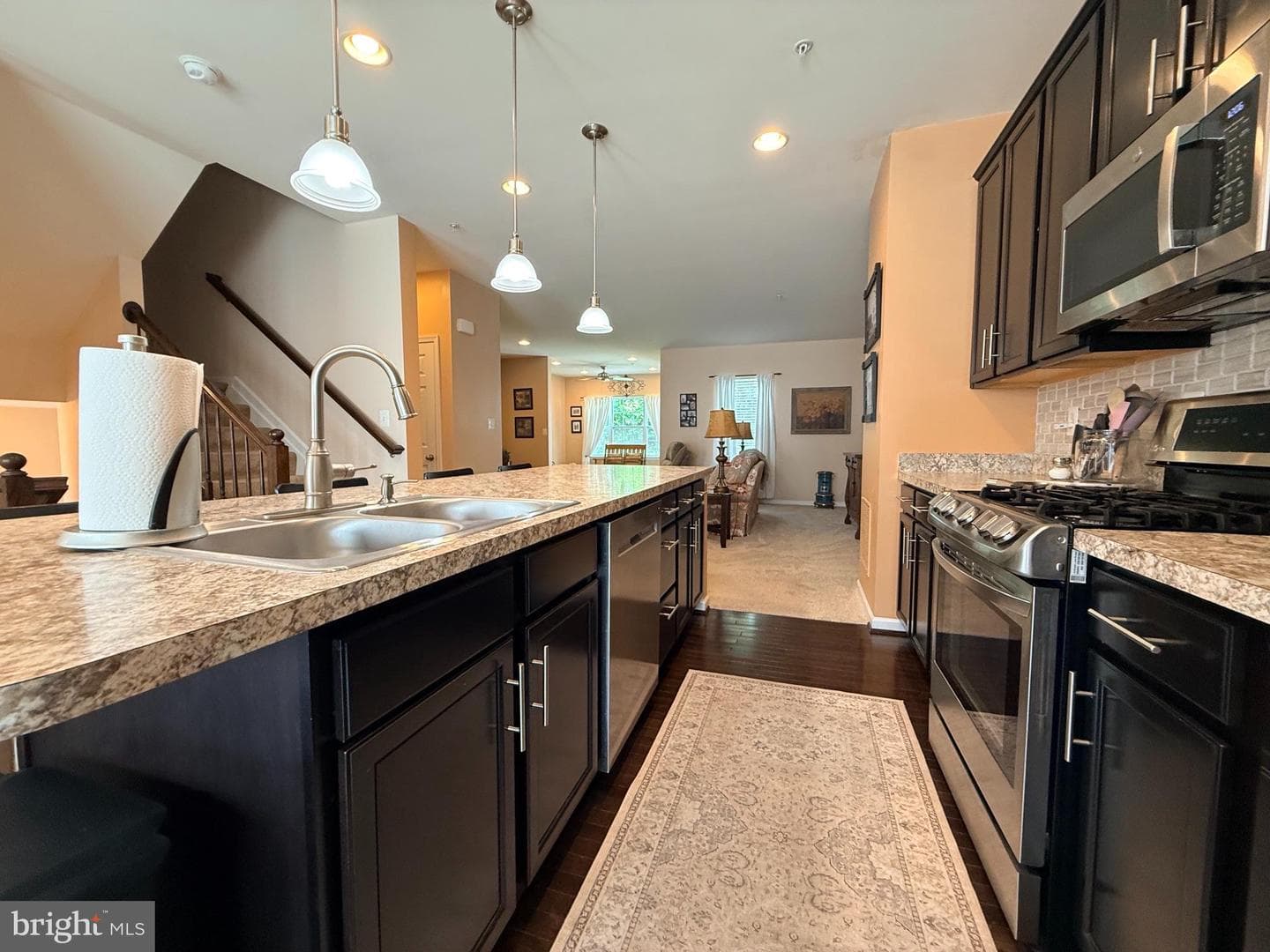667 English Ivy Way photo 9