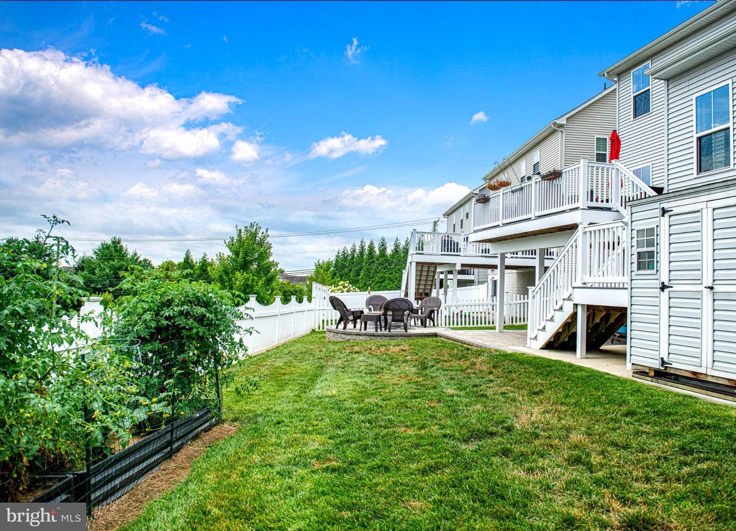 526 Dusk View Drive photo 11