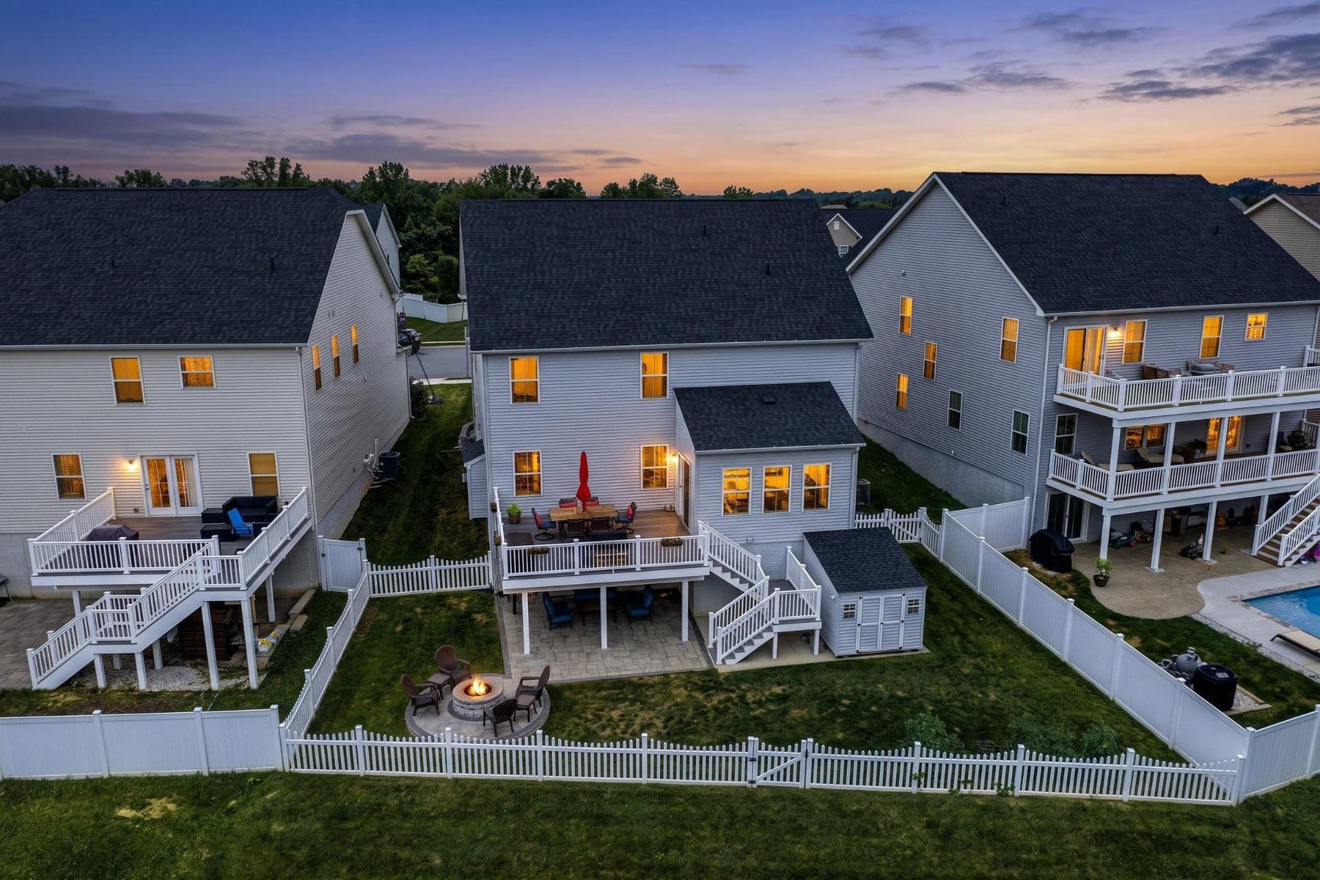 526 Dusk View Drive photo 3