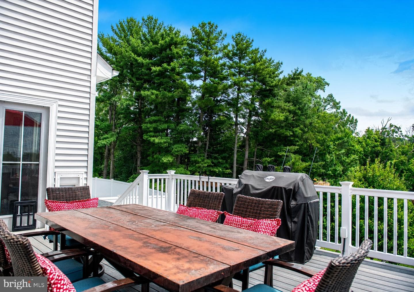 526 Dusk View Drive photo 7