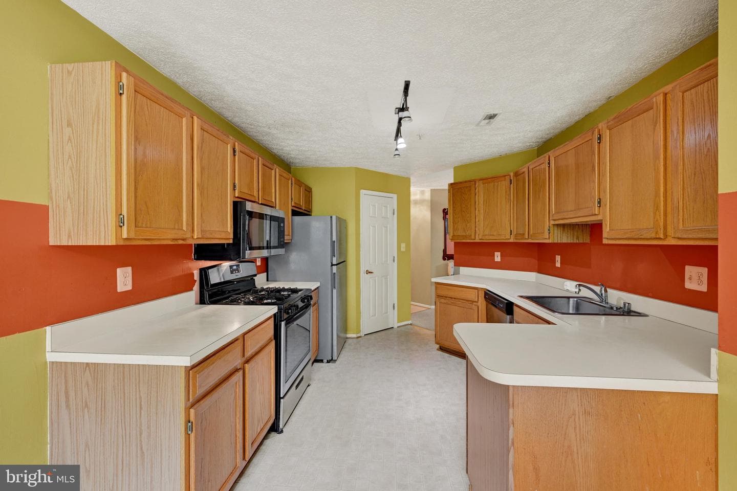 203 Kimary Court #203-K photo 7