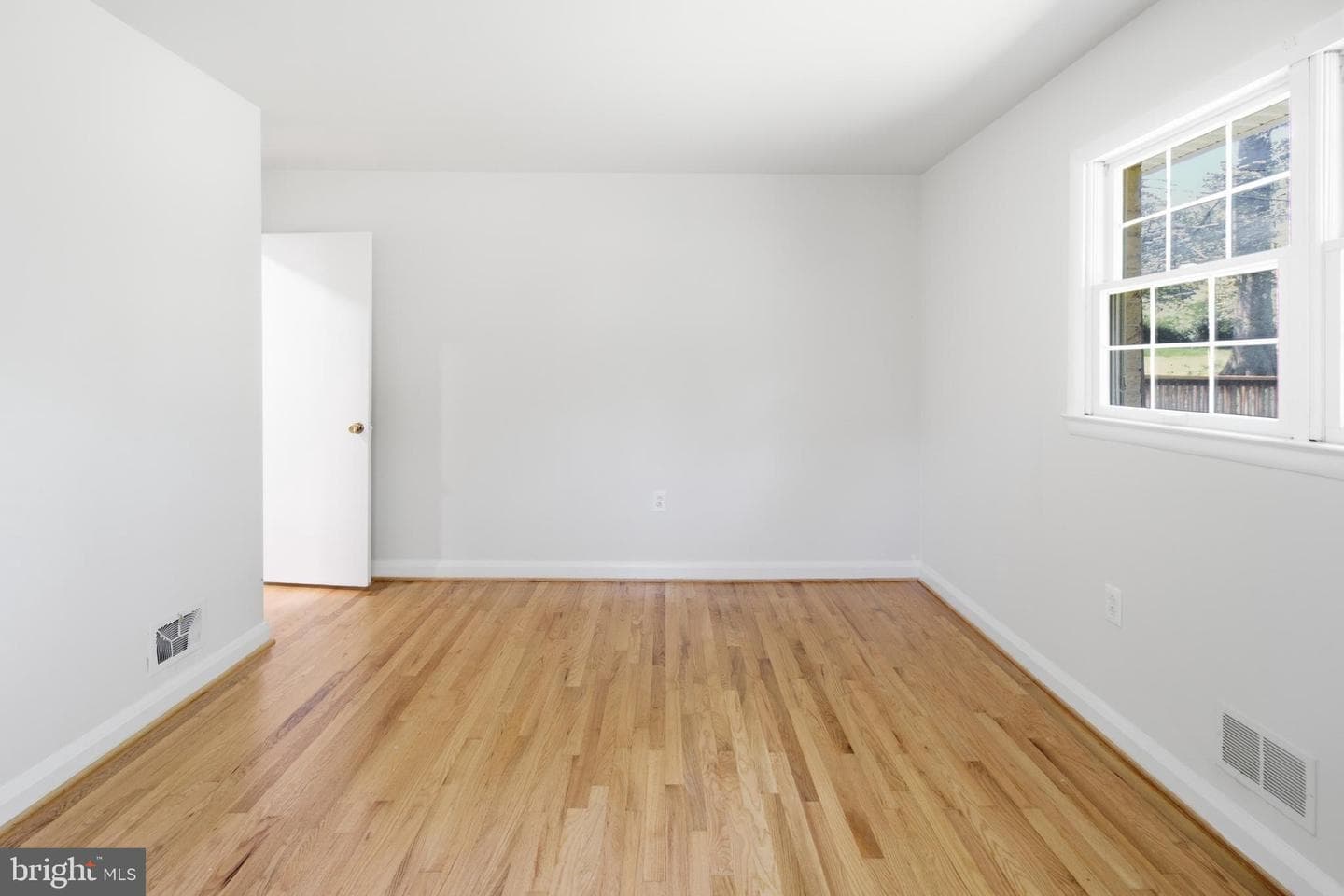 108 Briarcliff Lane photo 31