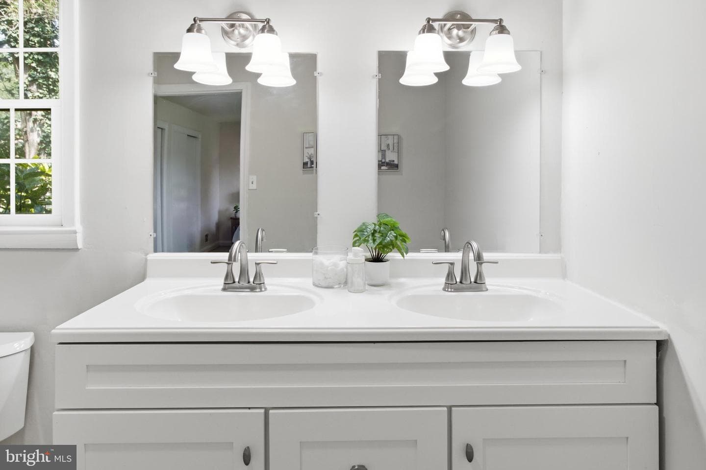108 Briarcliff Lane photo 35