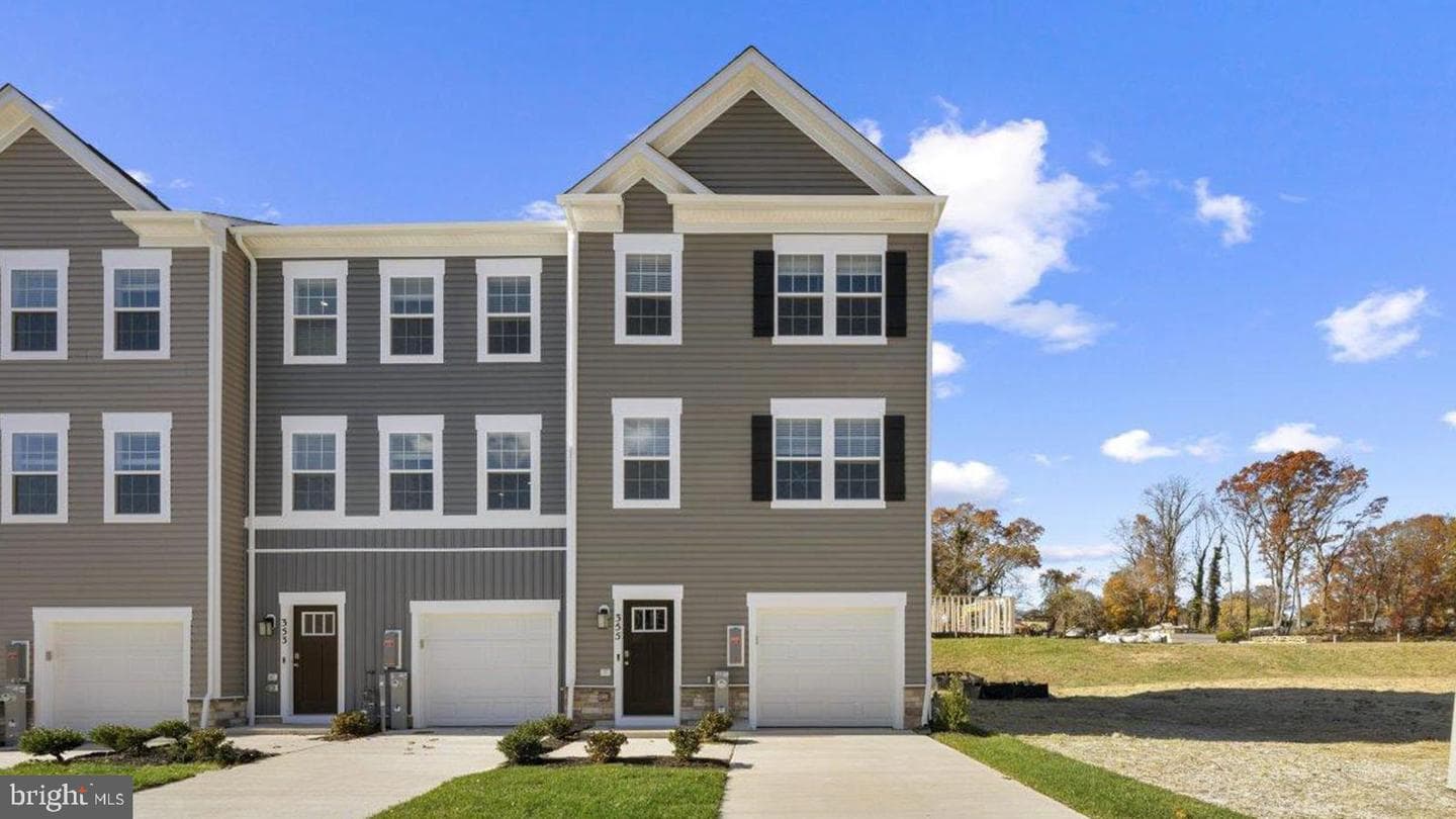 359 Hackley Drive photo 6