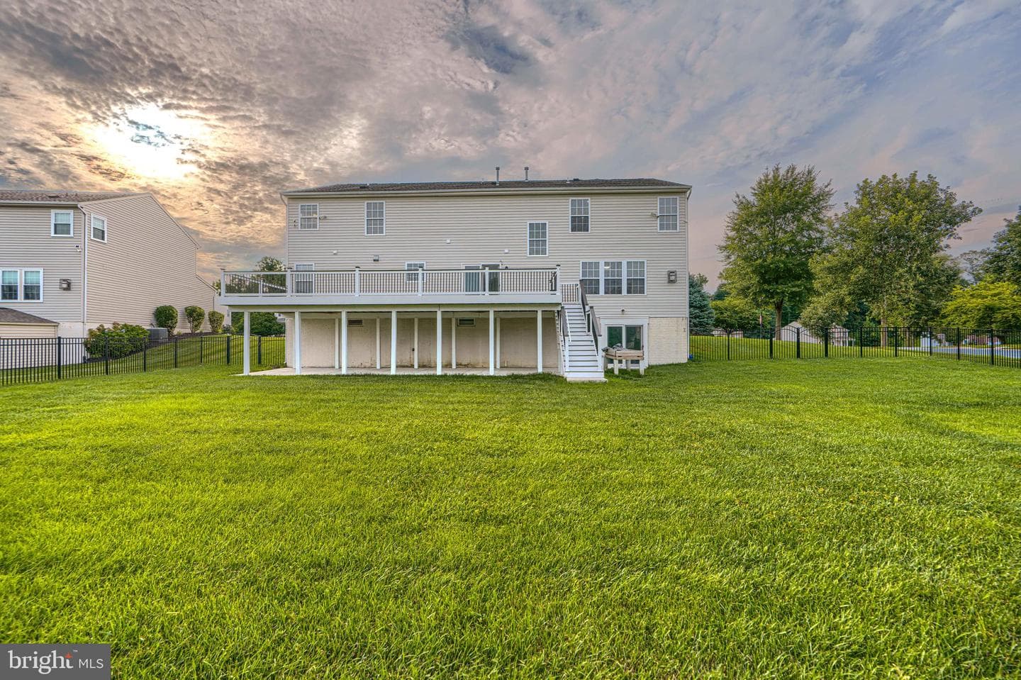 1813 Charolais Court photo 99