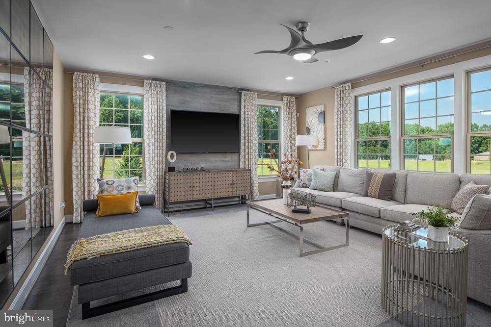 8401 Bald Eagle Court photo 4