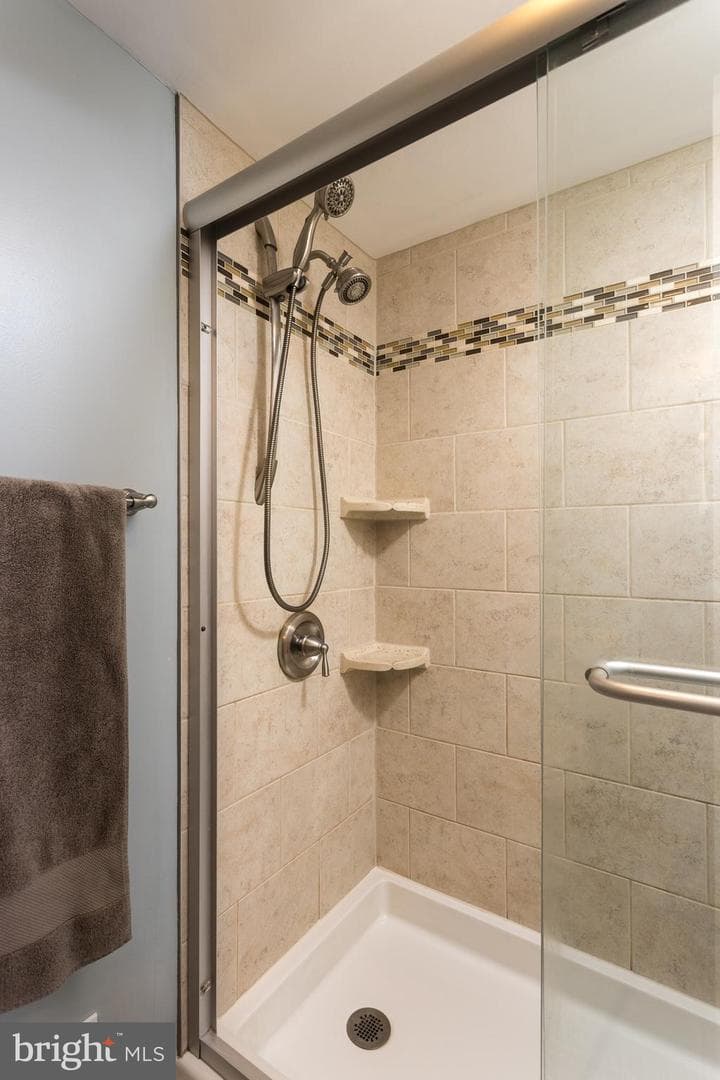 6995 Bendbough Court photo 13
