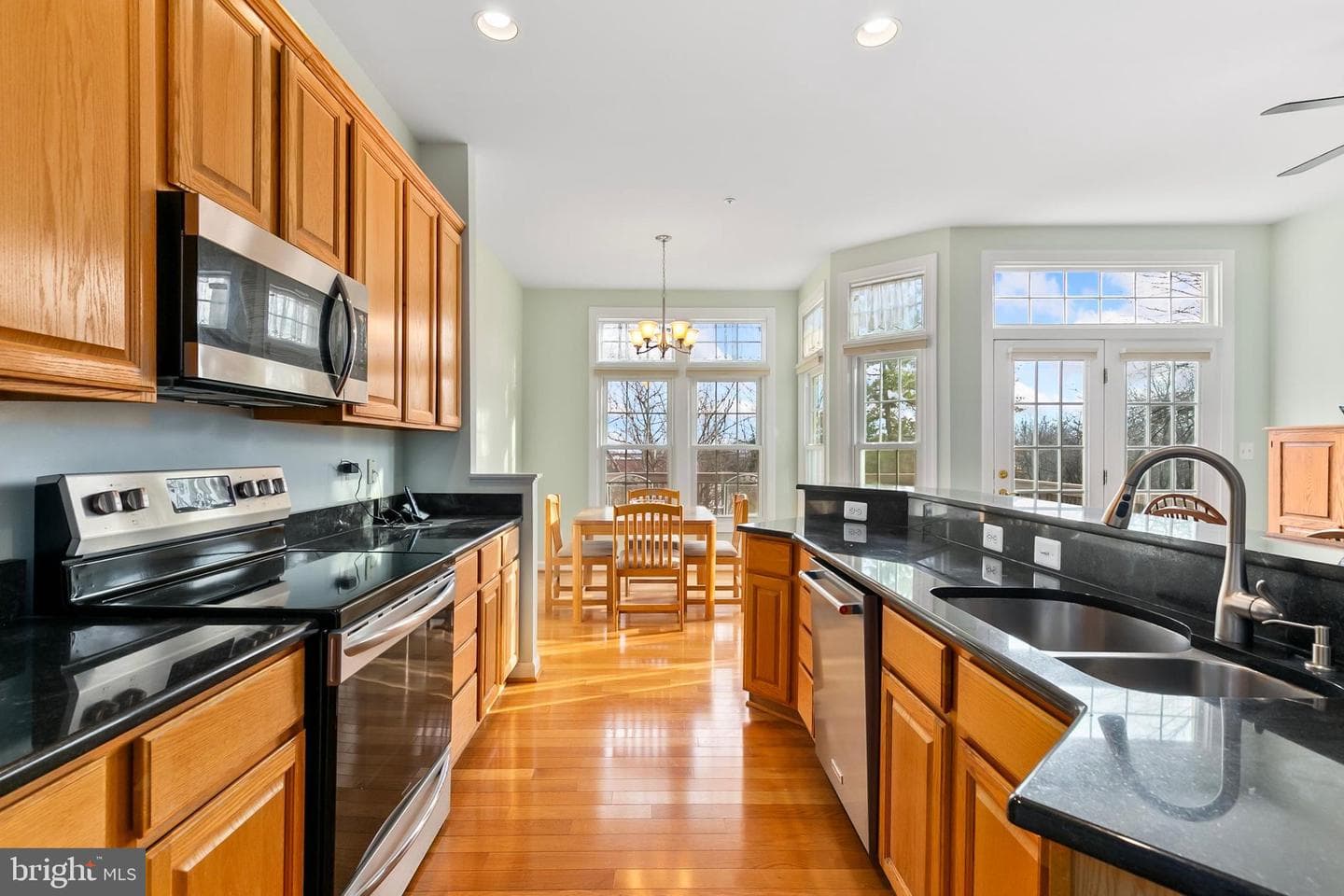 5947 Meadow Rose photo 13