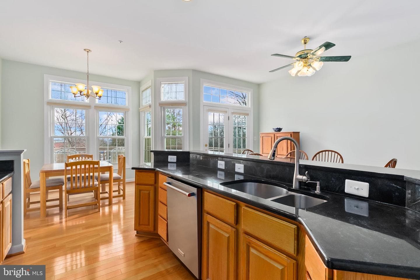 5947 Meadow Rose photo 15