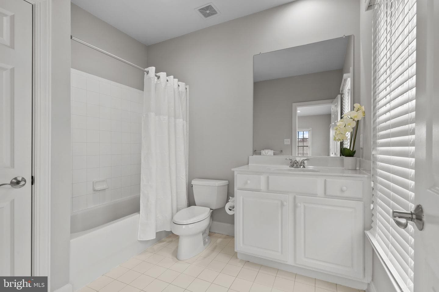 7661 Midtown Road photo 32