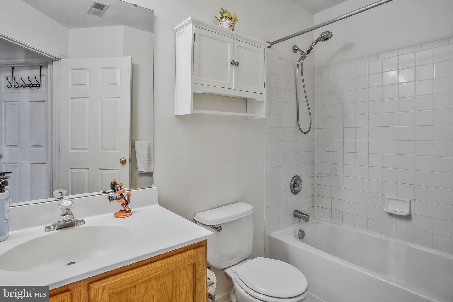 8848 Papillon Drive photo 16