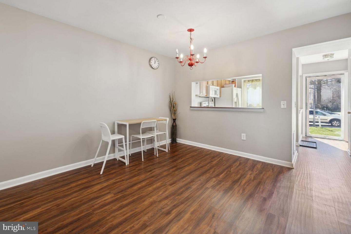 9653 Hastings Drive photo 4
