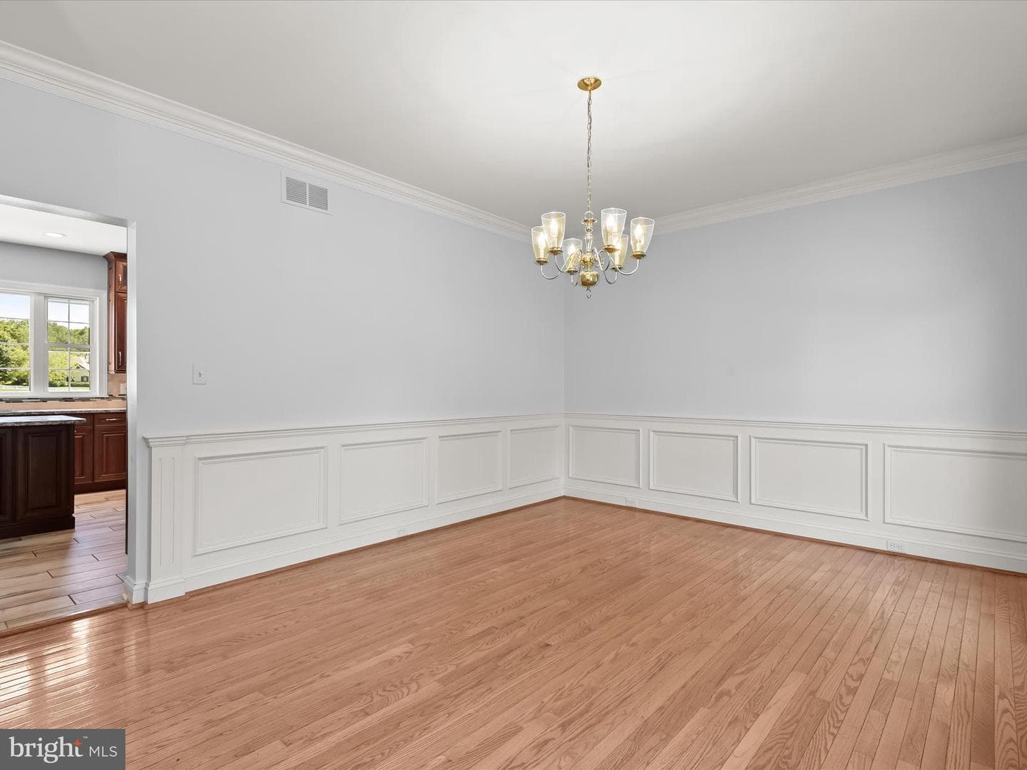5639 Broadwater Lane photo 10