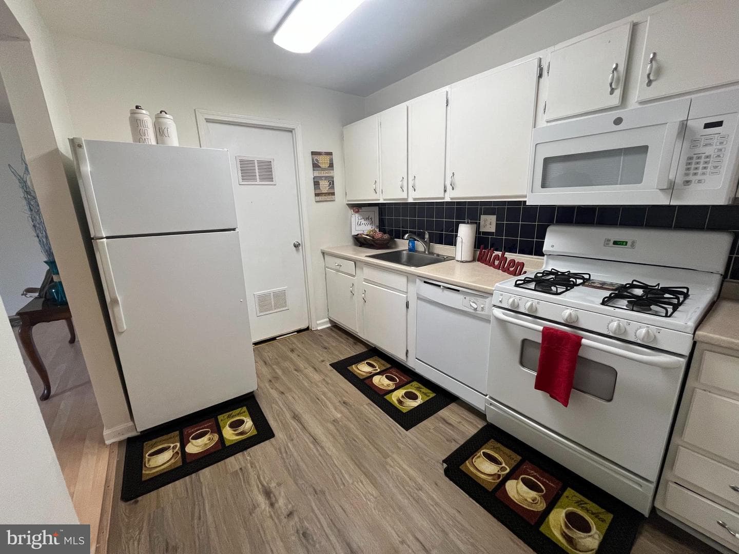 9200 Bridle Path Lane #k photo 6