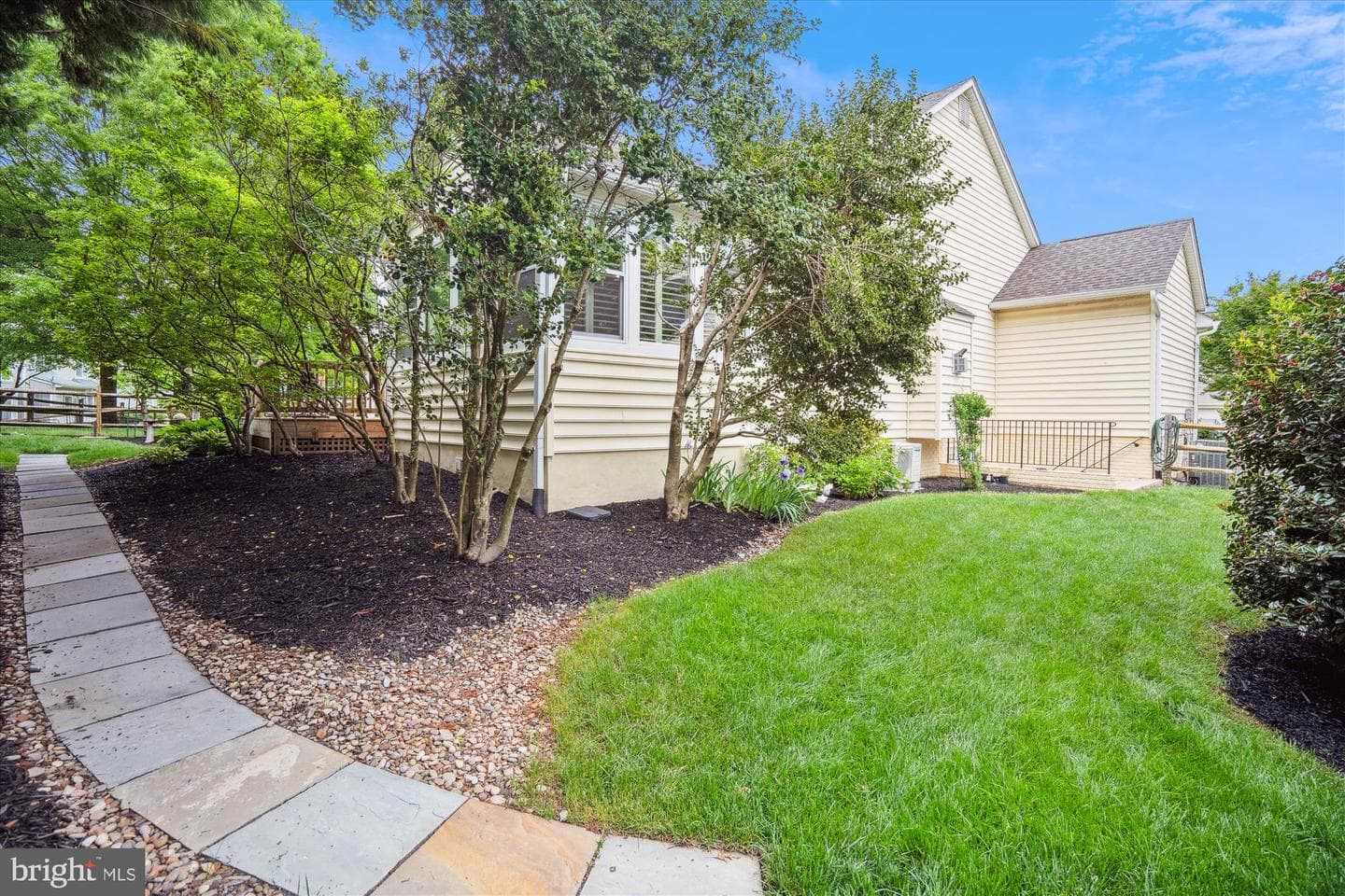 9912 Snowy Hill Terrace photo 36