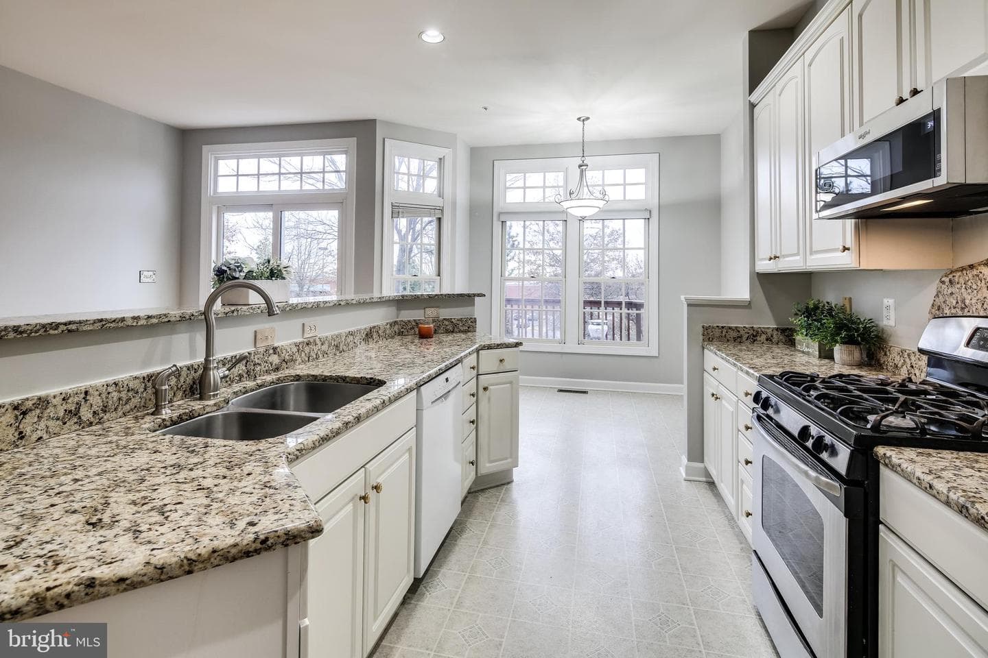 5946 Meadow Rose photo 12
